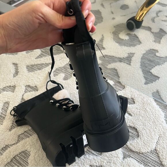 Marc Fisher Freely Waterproof Combat Lace-Up Boot in Black Size 10 NEW - Picture 8 of 9